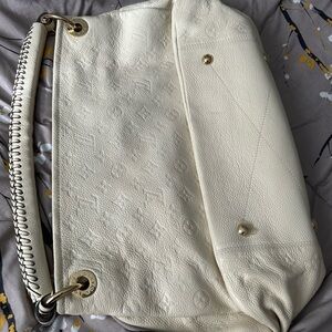 Louis Vuitton Ivory Shoulder Bag with Gold Details
